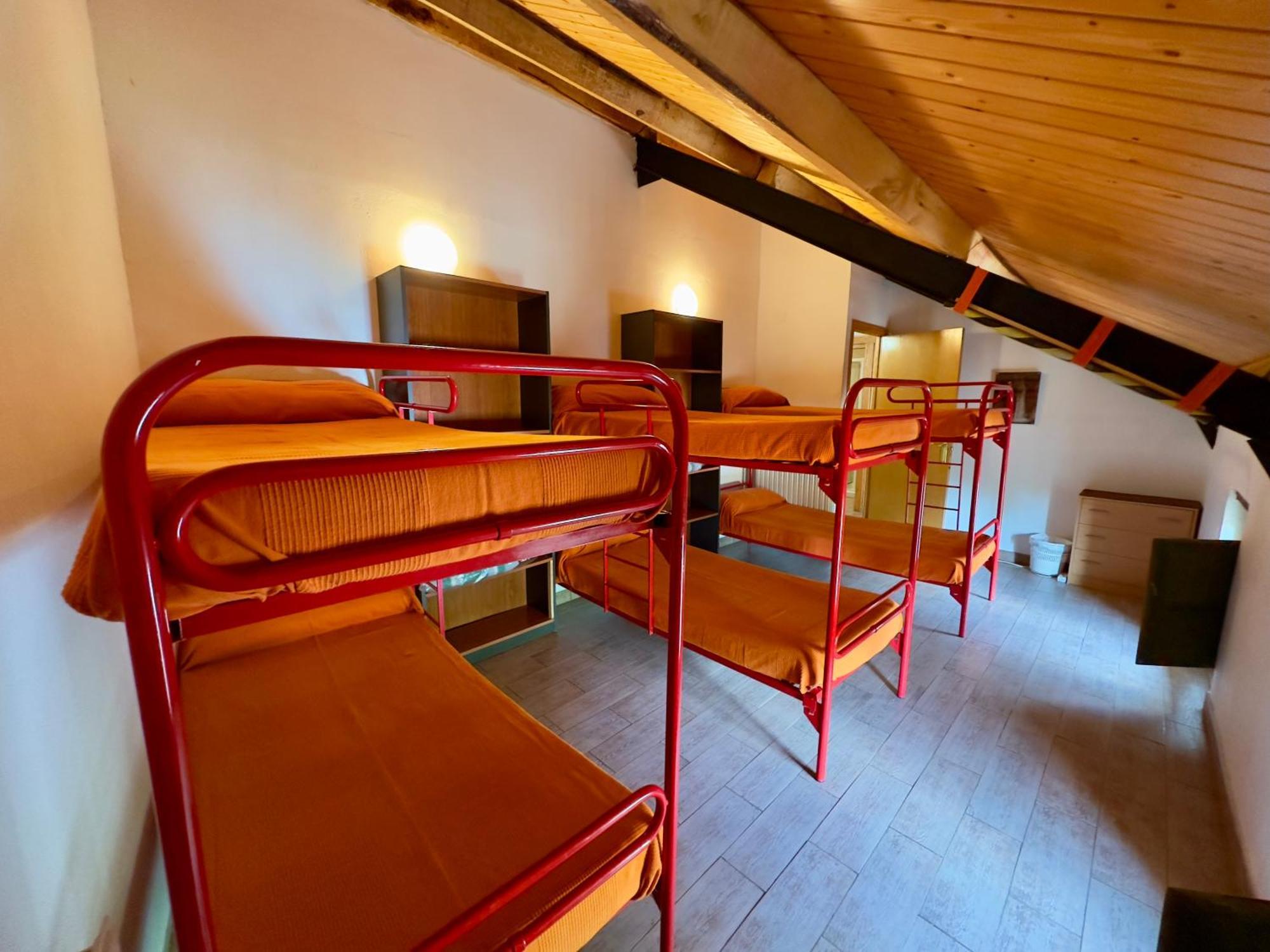 Albergue Valle De Arbas Cubillas de Arbas Zewnętrze zdjęcie